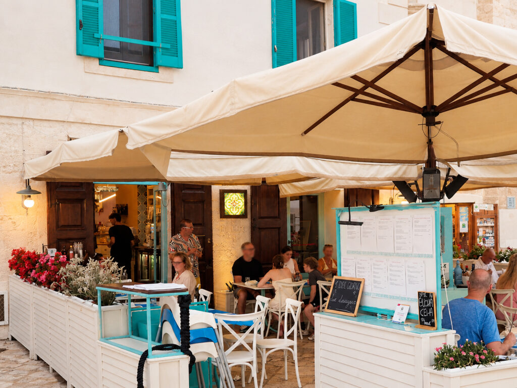 ristorante-neuro-esterni
